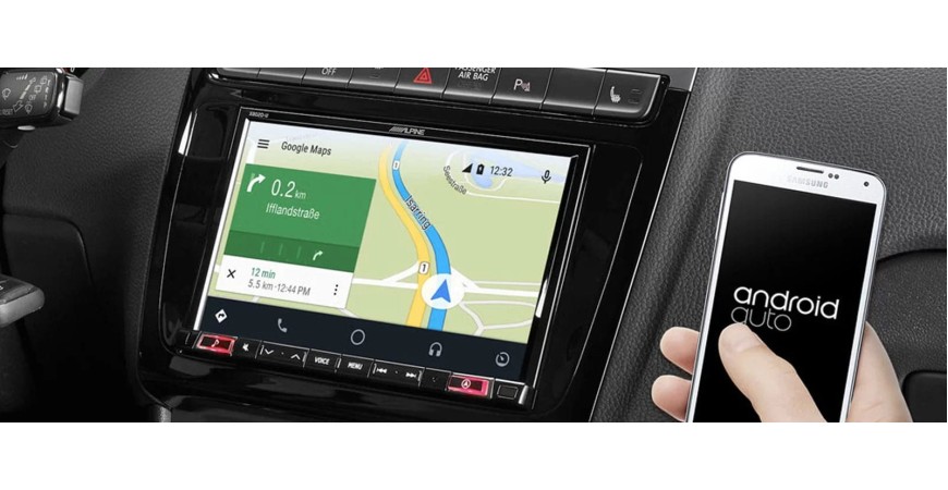 В чем разница между мультимедийной системой на Android и Android Auto?