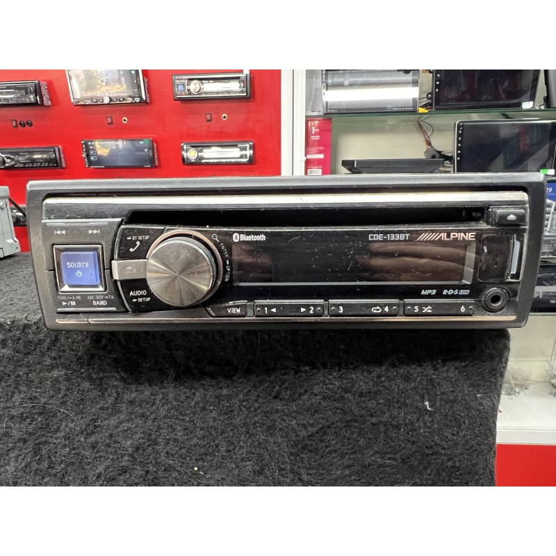 ALPINE CDE-133BT (Б/У)