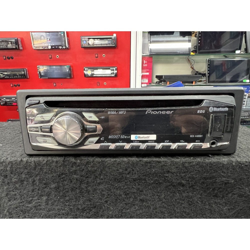 PIONEER DEH-4400BT (Б/У)