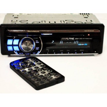 Alpine D831 DVD магнитола + USB+SD+AUX+FM (4x50W)